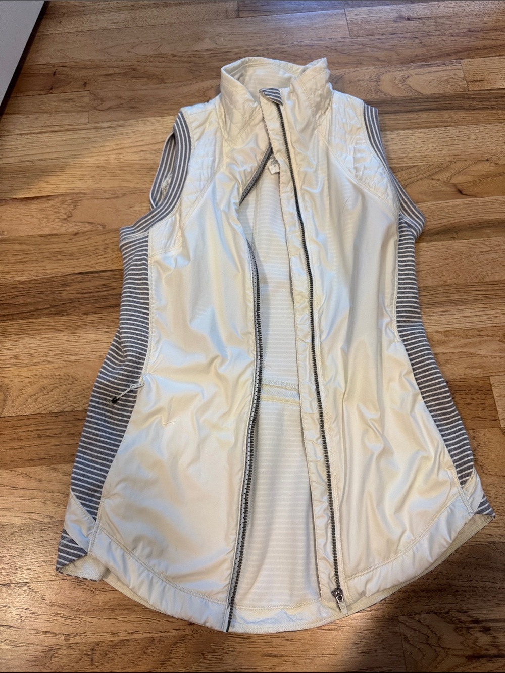 lululemon athletica White Sleeveless Zip Vest with Gray Stripe Panels